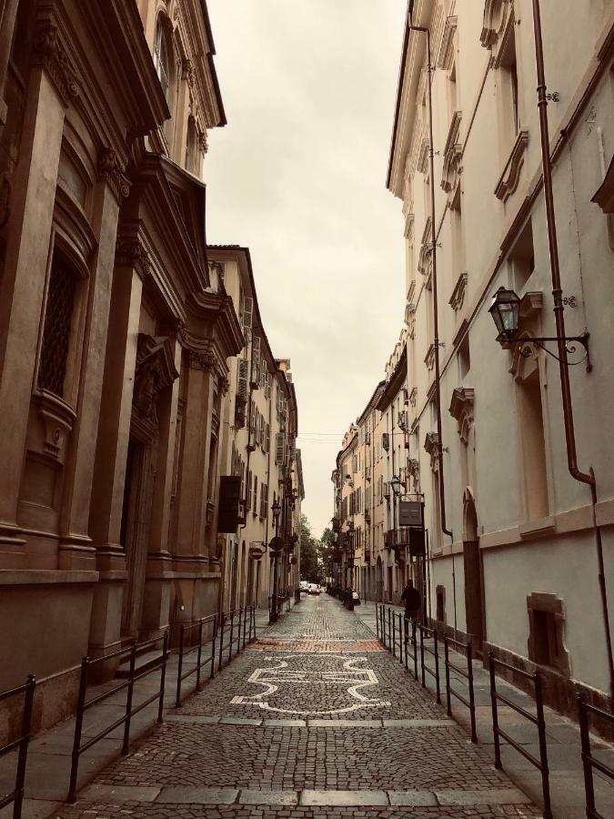 Un Avventura Al Centro Della Storia Di Torino Apartment Exterior photo